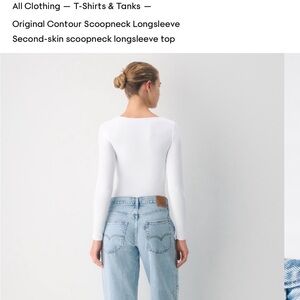 Aritzia White Scoopneck Long Sleeve Top